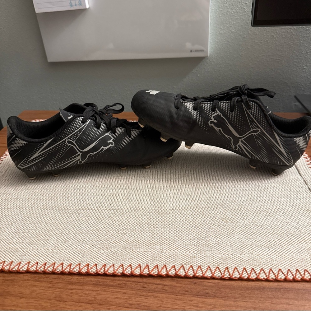 PUMA Attacanto Firm Ground/Artificial Ground (FG/AG) Soccer Cleats Size US 4